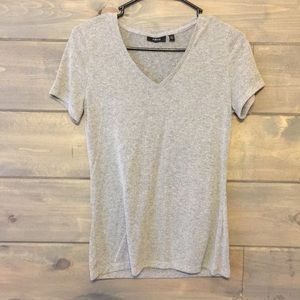 Apt 9 XS gray v-neck tee